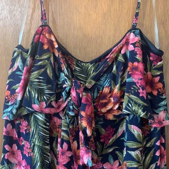 American Eagle Jumpsuit (Removeable Straps) Size Large - Picture 2 of 6